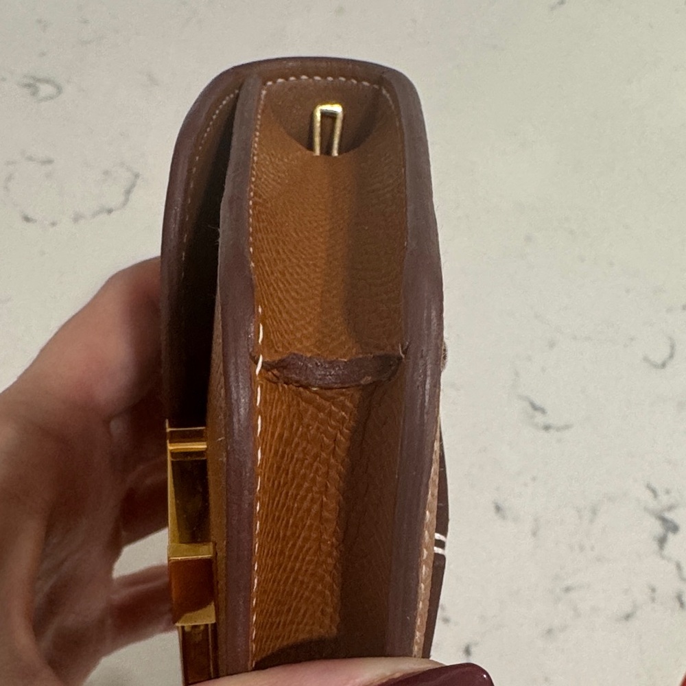Hermes Constance Slim in Gold - Picture 3 of 11